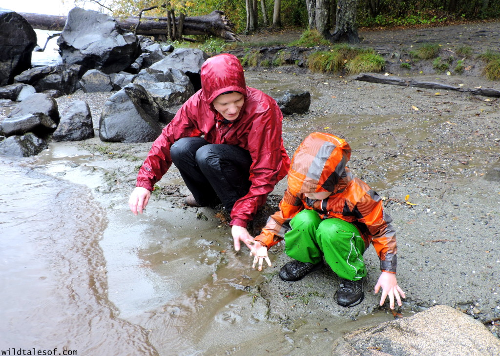 Tips for Getting Outside with Kids on Rainy Days | WildTalesof.com