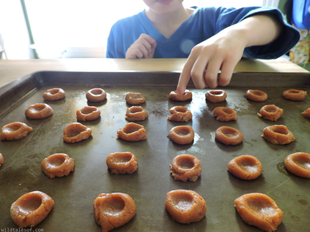 Fall Inspired Peanut Butter Acorns | WildTalesof.com