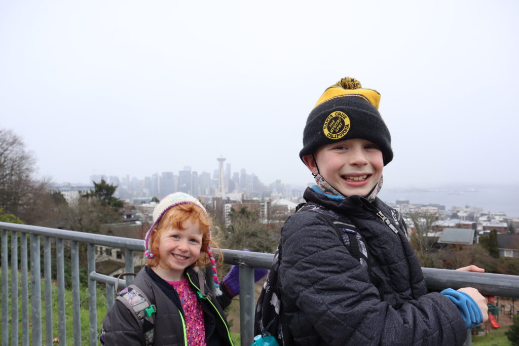 Exploring Seattle’s Neighborhoods: Field Trip to Kerry Park Viewpoint | WildTalesof.com