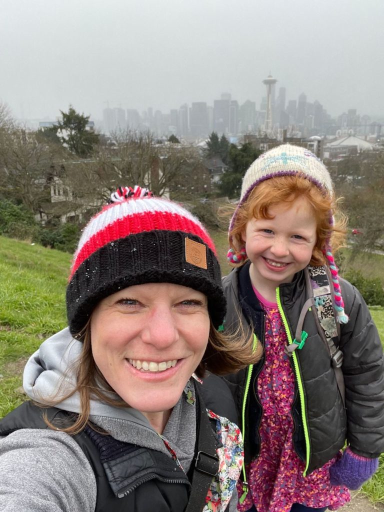 Exploring Seattle’s Neighborhoods: Field Trip to Kerry Park Viewpoint | WildTalesof.com